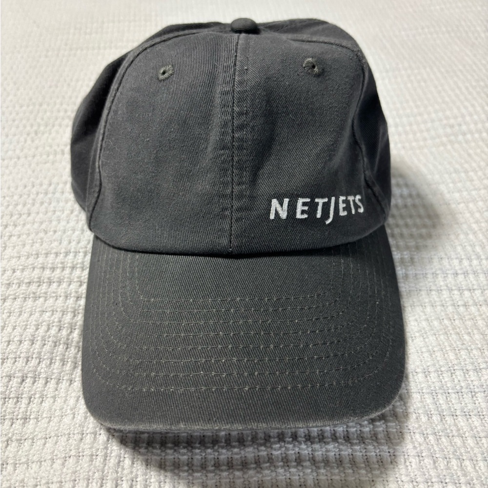 Netjets Gray Performance Golf Hat - image 2